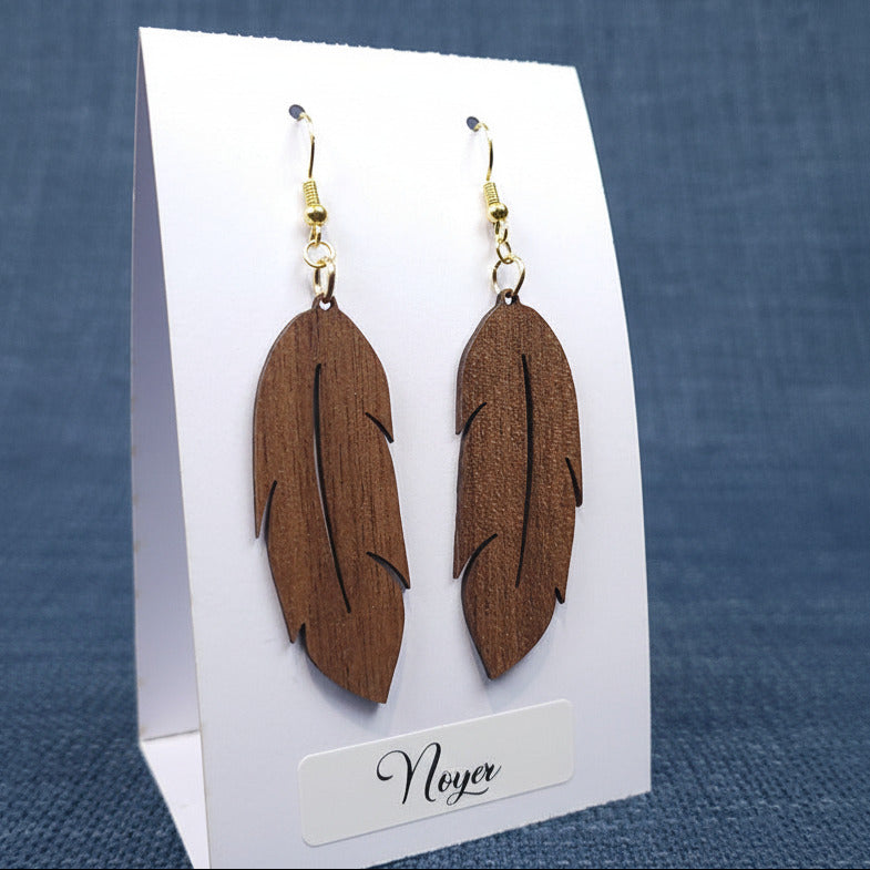 Boucles d’Oreilles Plumes en Noyer