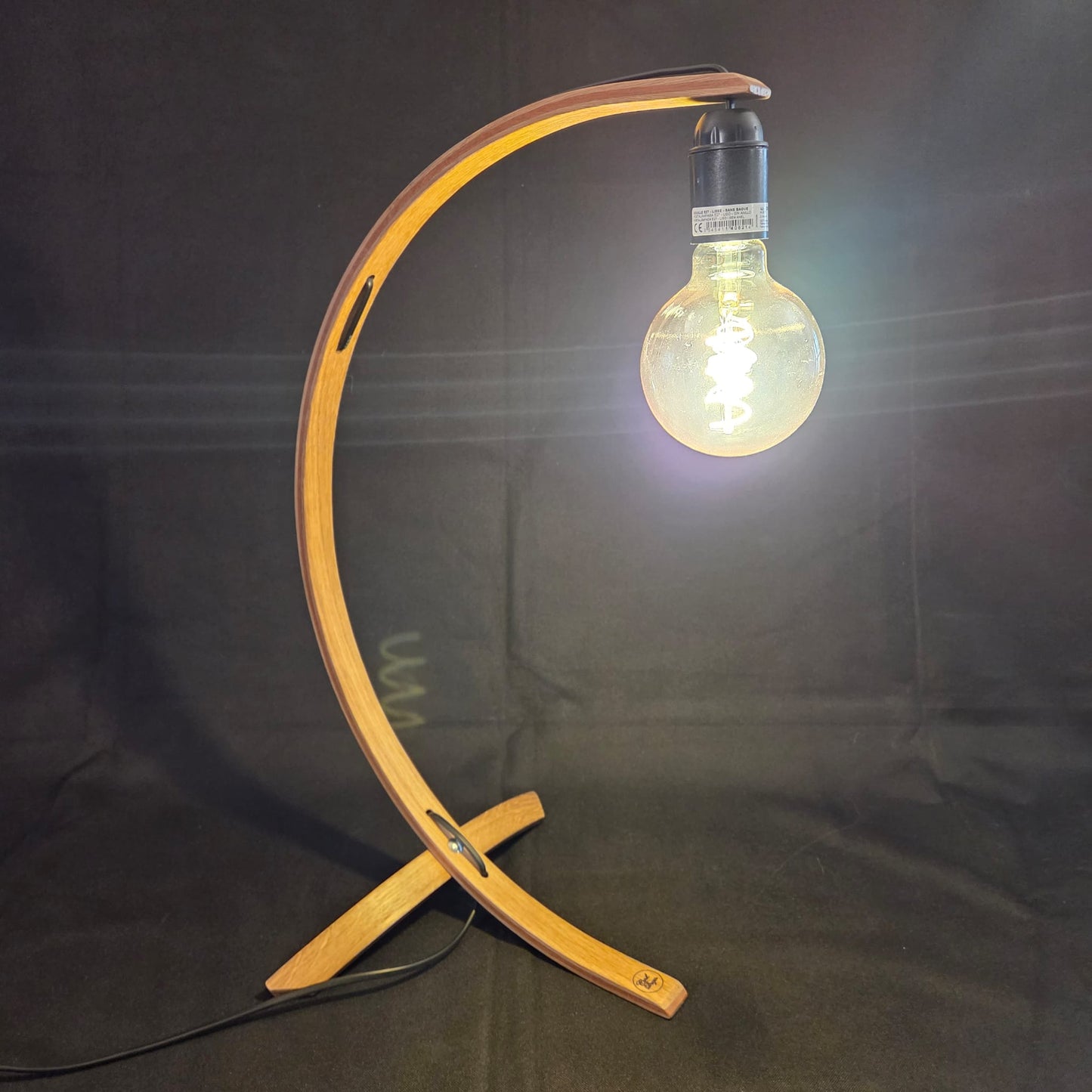 Lampe en C Chêne et Sipo