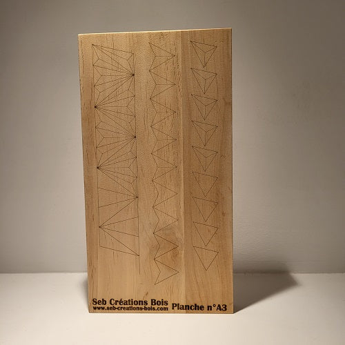 Planche d’exercice pour la pratique de la sculpture. Au choix...