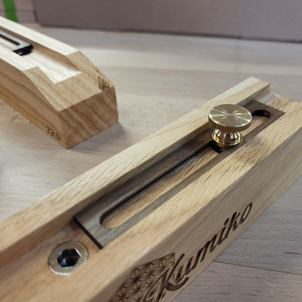 Lot de 3 gabarits avec 6 angles + kit d'apprentissage offert.