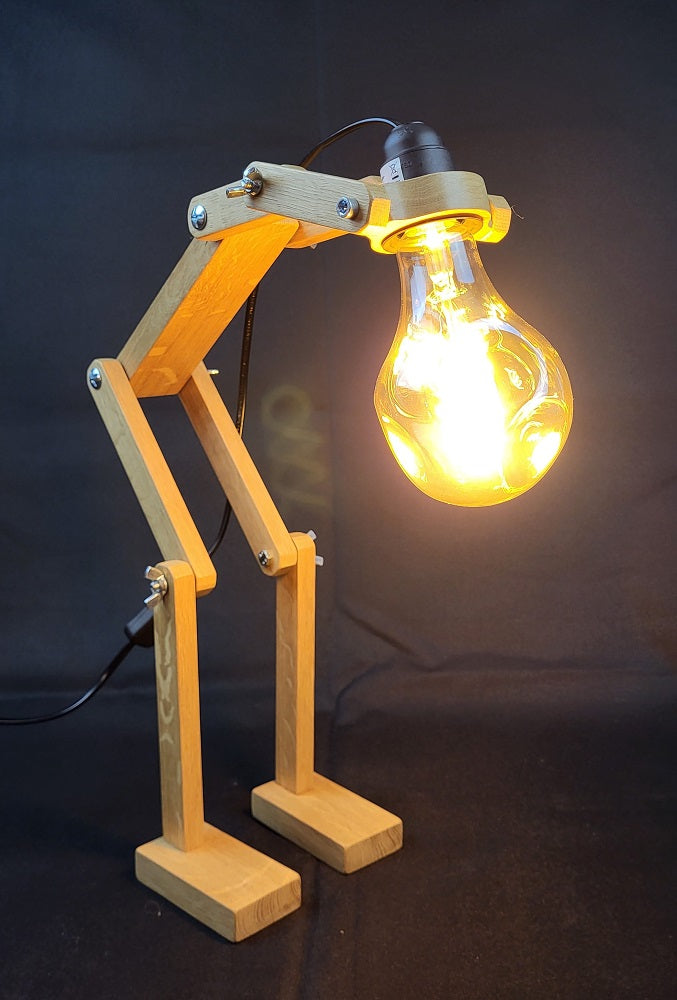 Lampe bonhomme en bois
