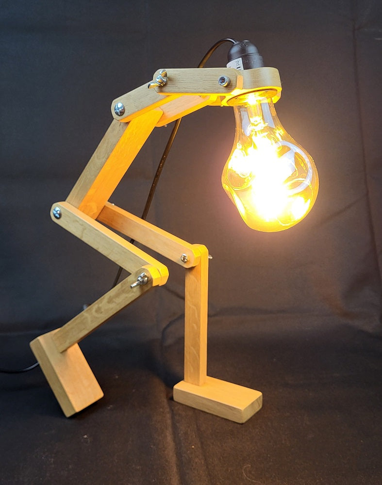 Lampe bonhomme en bois