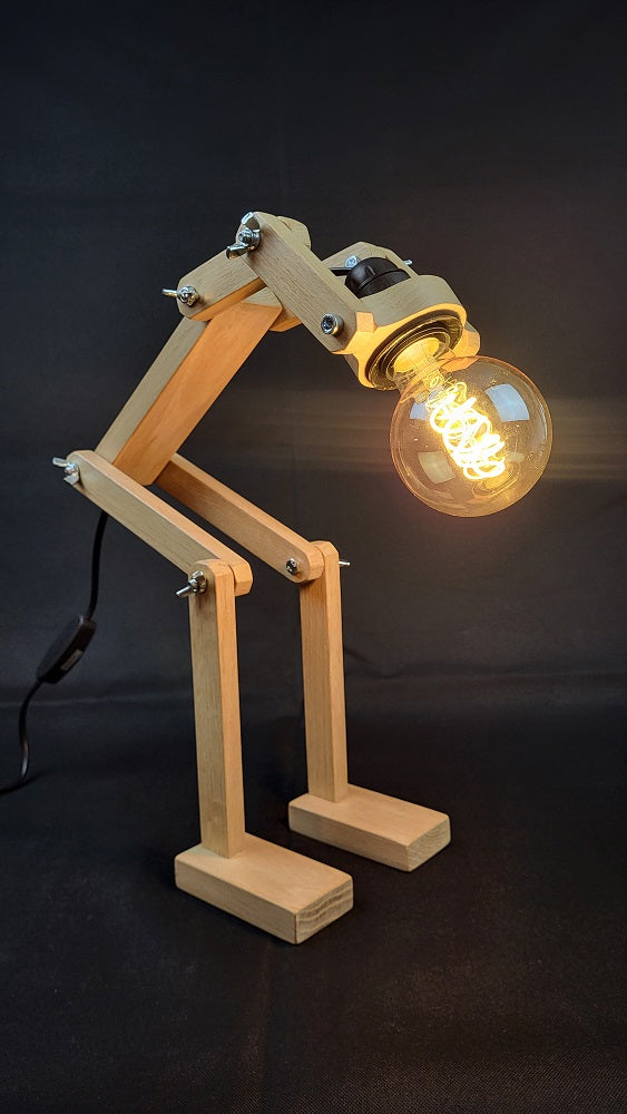 Lampe bonhomme en bois