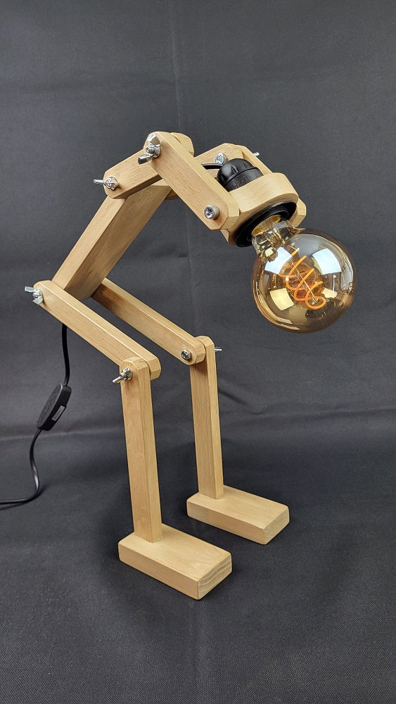 Lampe bonhomme en bois