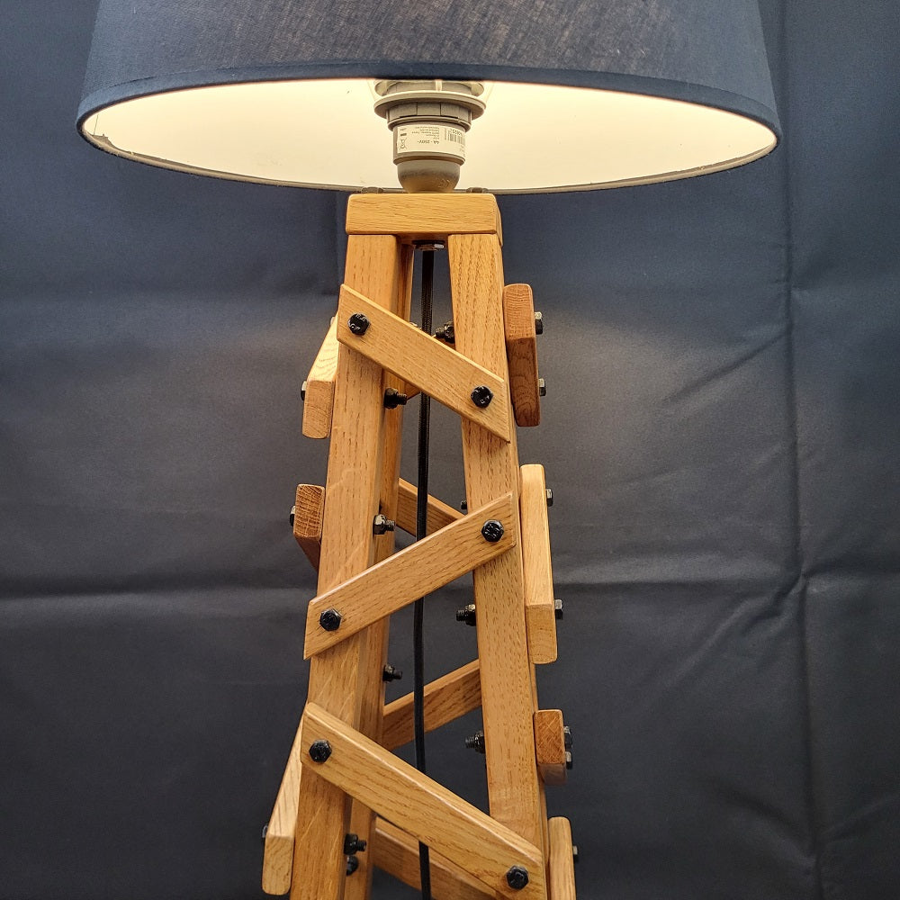 Lampe Eiffel en Chêne