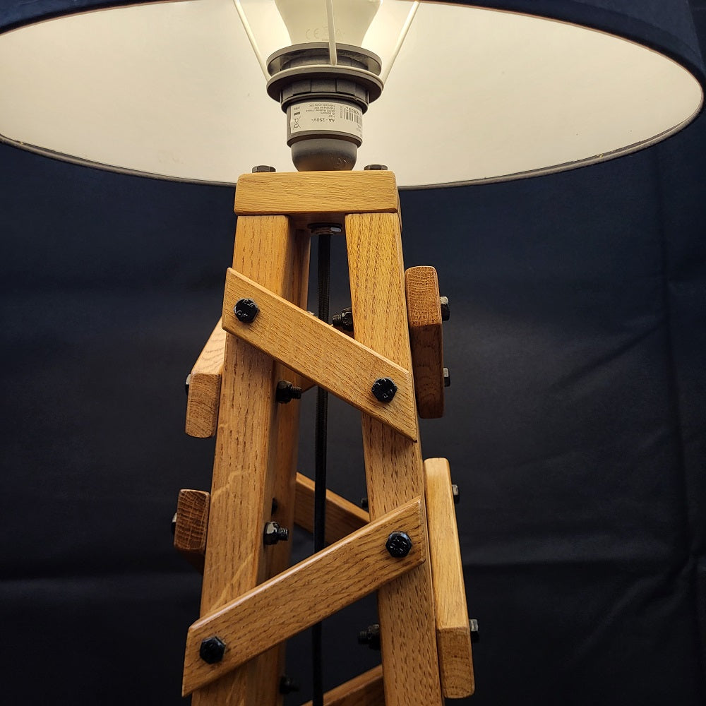Lampe Eiffel en Chêne