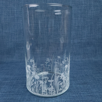Vase en verre gravé – Motif floral délicat