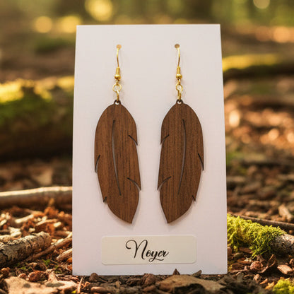 Boucles d’Oreilles Plumes en Noyer