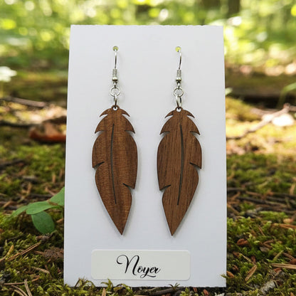 Boucles d’Oreilles Plumes en Noyer