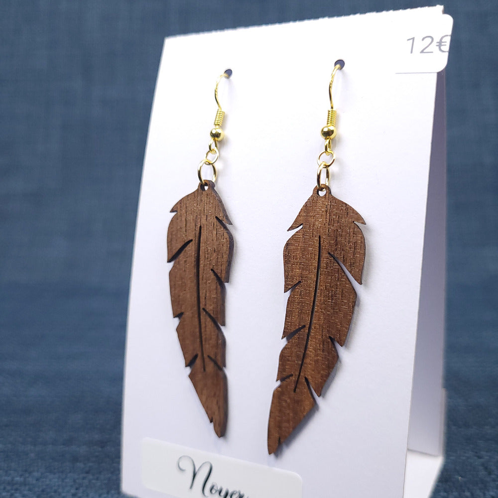 Boucles d’Oreilles Plumes en Noyer
