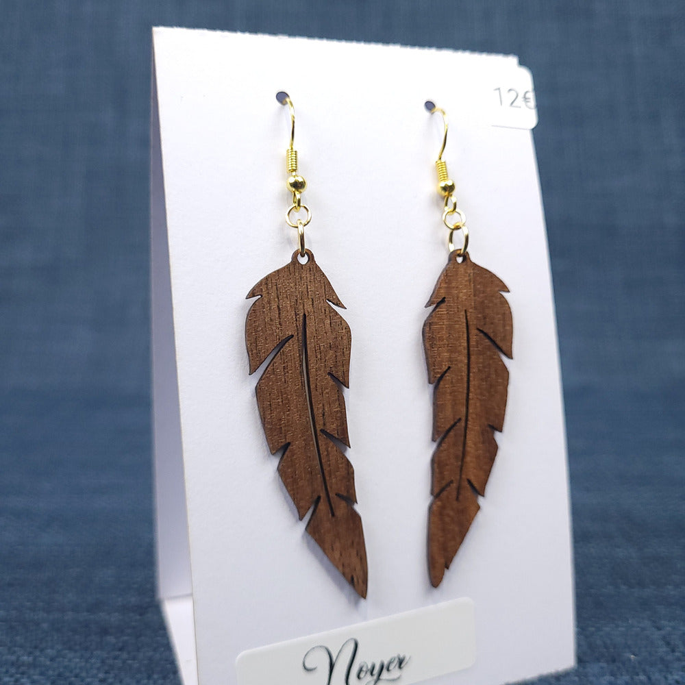 Boucles d’Oreilles Plumes en Noyer