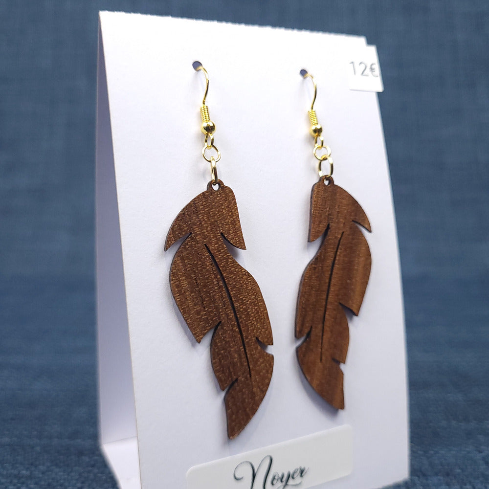 Boucles d’Oreilles Plumes en Noyer