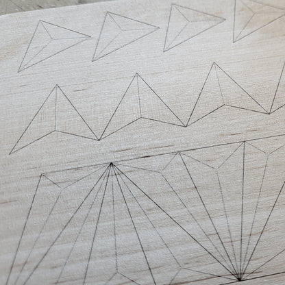 Planche d’exercice pour la pratique de la sculpture. Au choix...