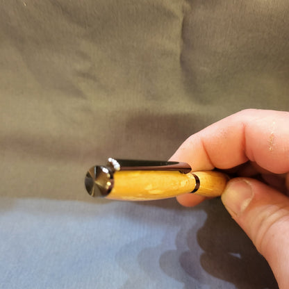 Stylo bille en Hêtre échauffé