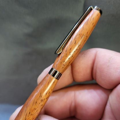 Stylo bille en Padouk