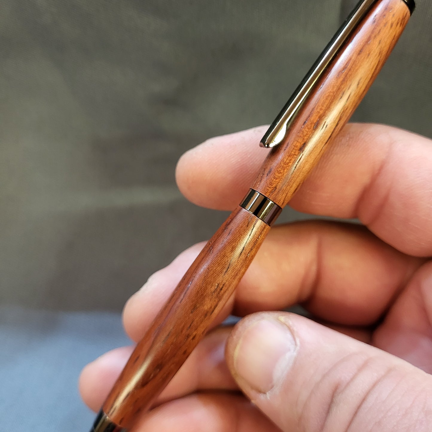 Stylo bille en Padouk