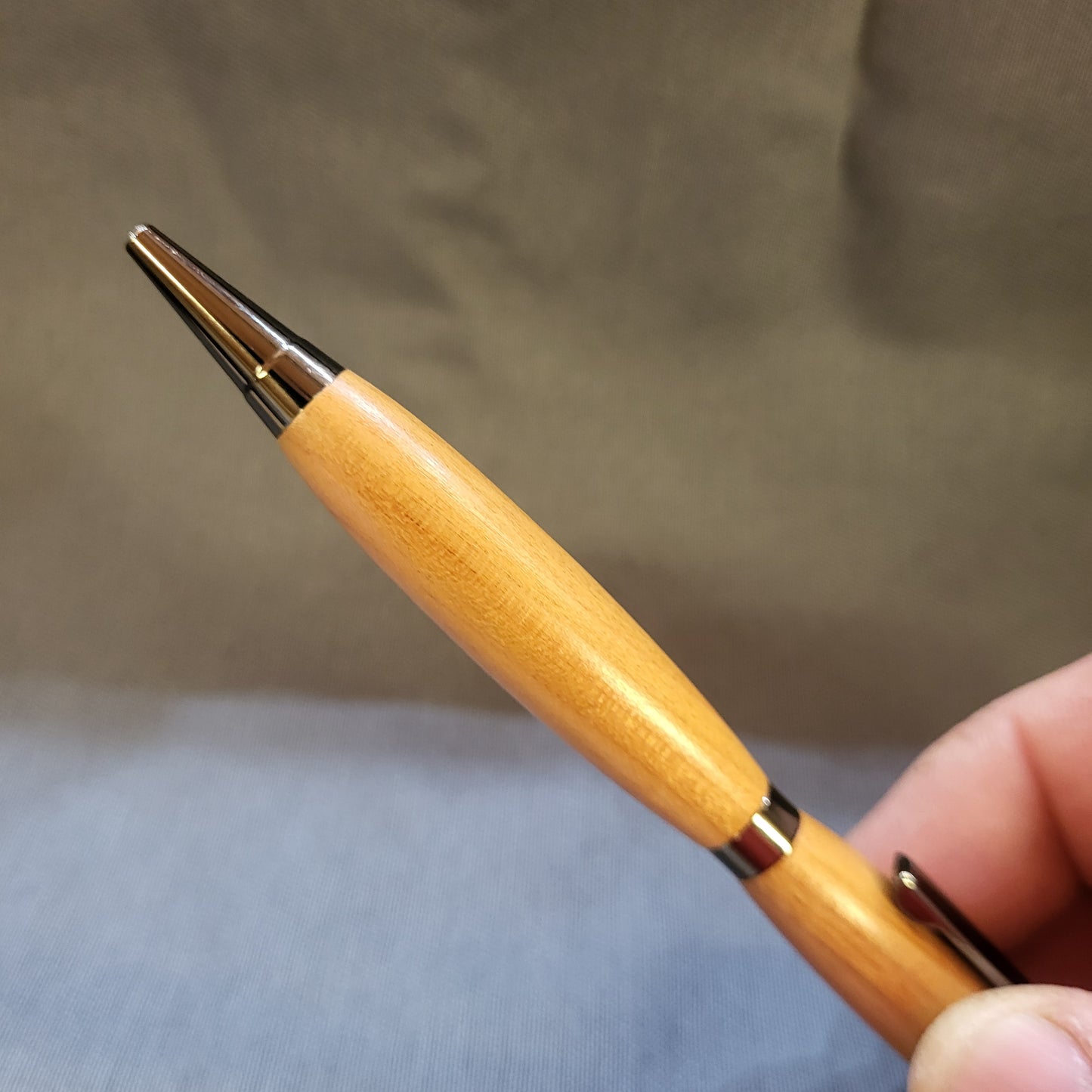 Stylo bille en Merisier