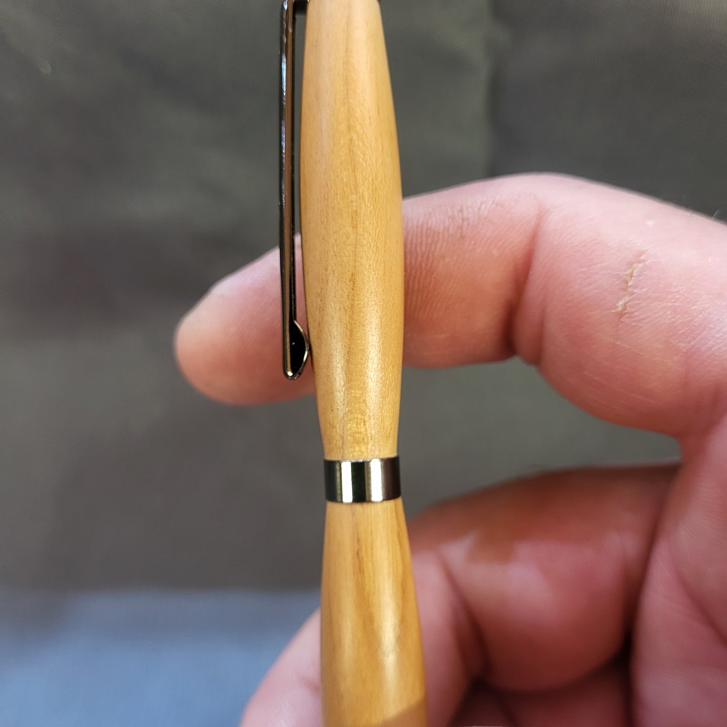 Stylo bille en Merisier