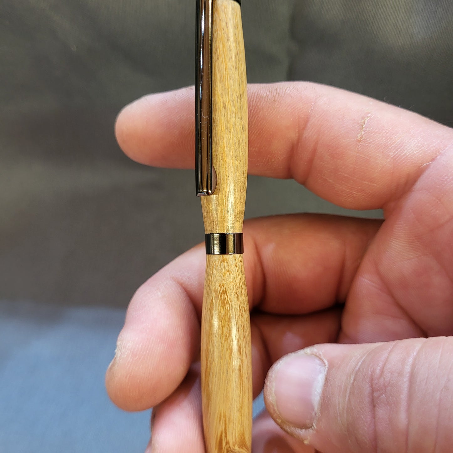 Stylo bille en Robinier