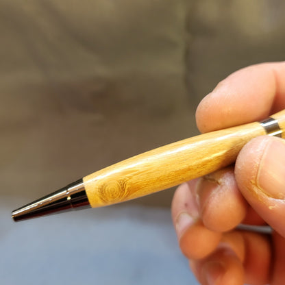 Stylo bille en Robinier