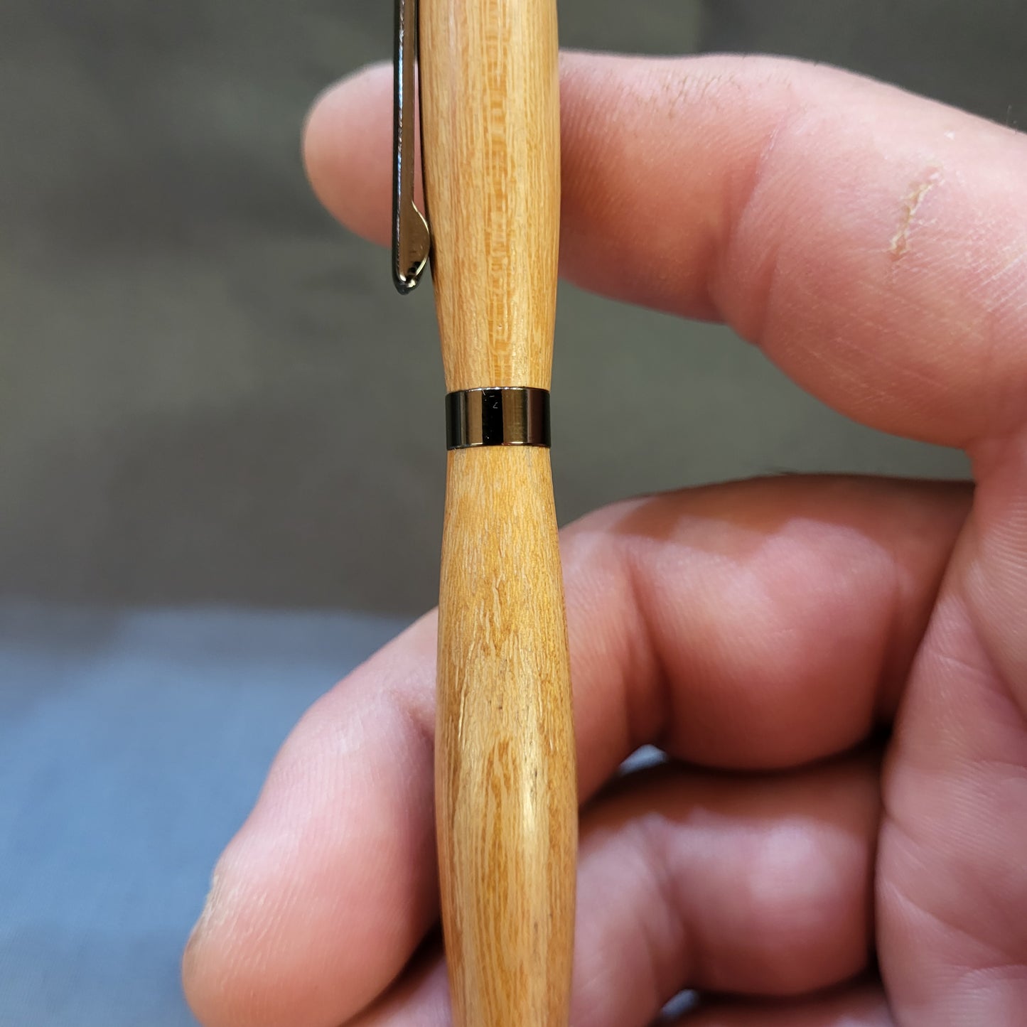 Stylo bille en Robinier