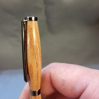 Stylo bille en Robinier