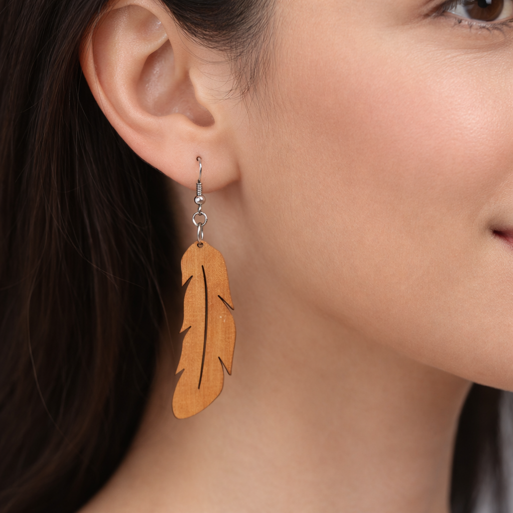 Boucles d’Oreilles Plumes en Poirier