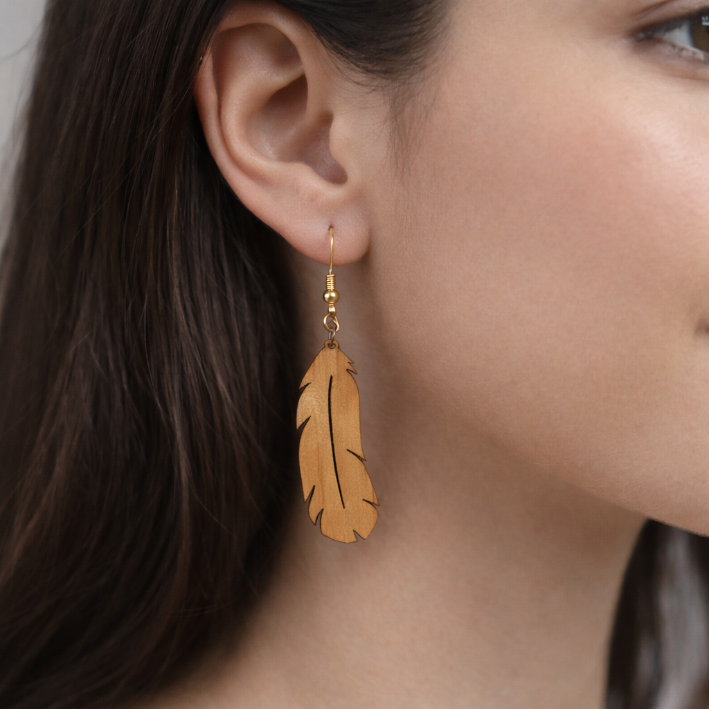 Boucles d’Oreilles Plumes en Poirier