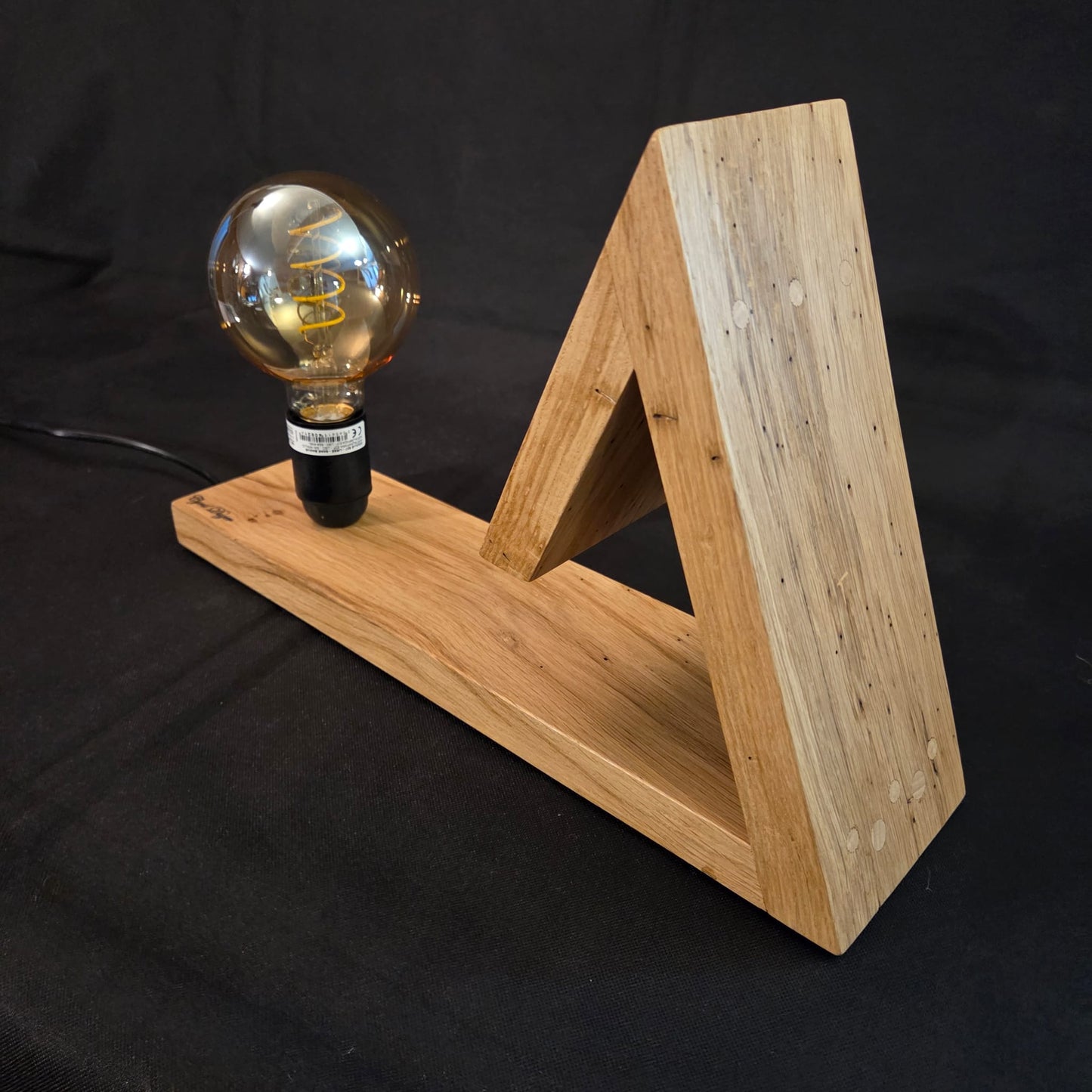 Support livre / lampe en chêne vieilli