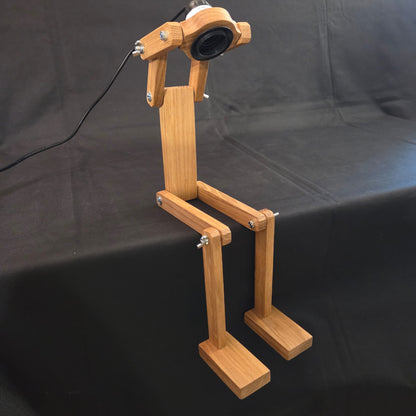 Lampe bonhomme en chêne