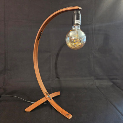 Lampe en C Sipo et Chêne