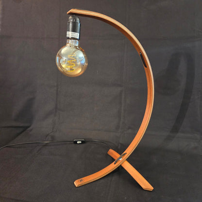 Lampe en C Sipo et Chêne