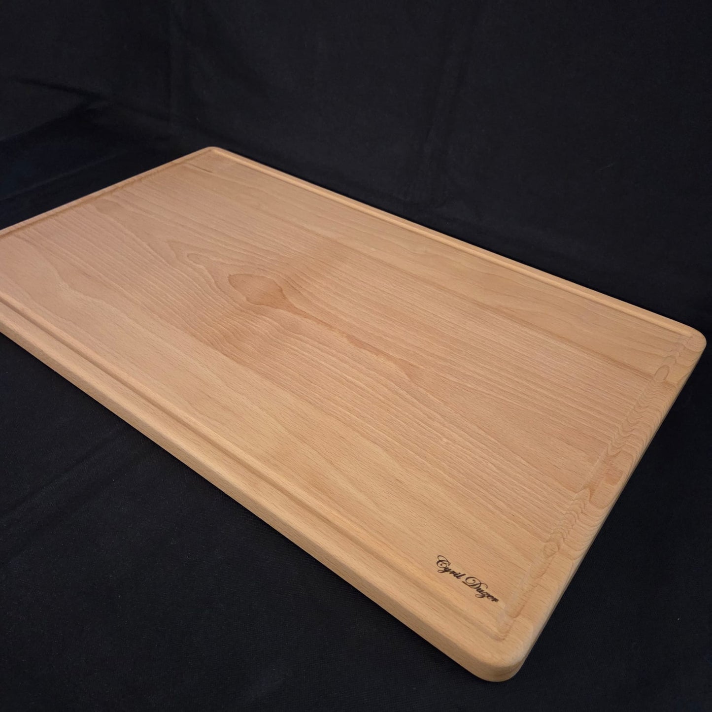 Planche à découper en Hêtre avec récupérateur de jus périphérique
